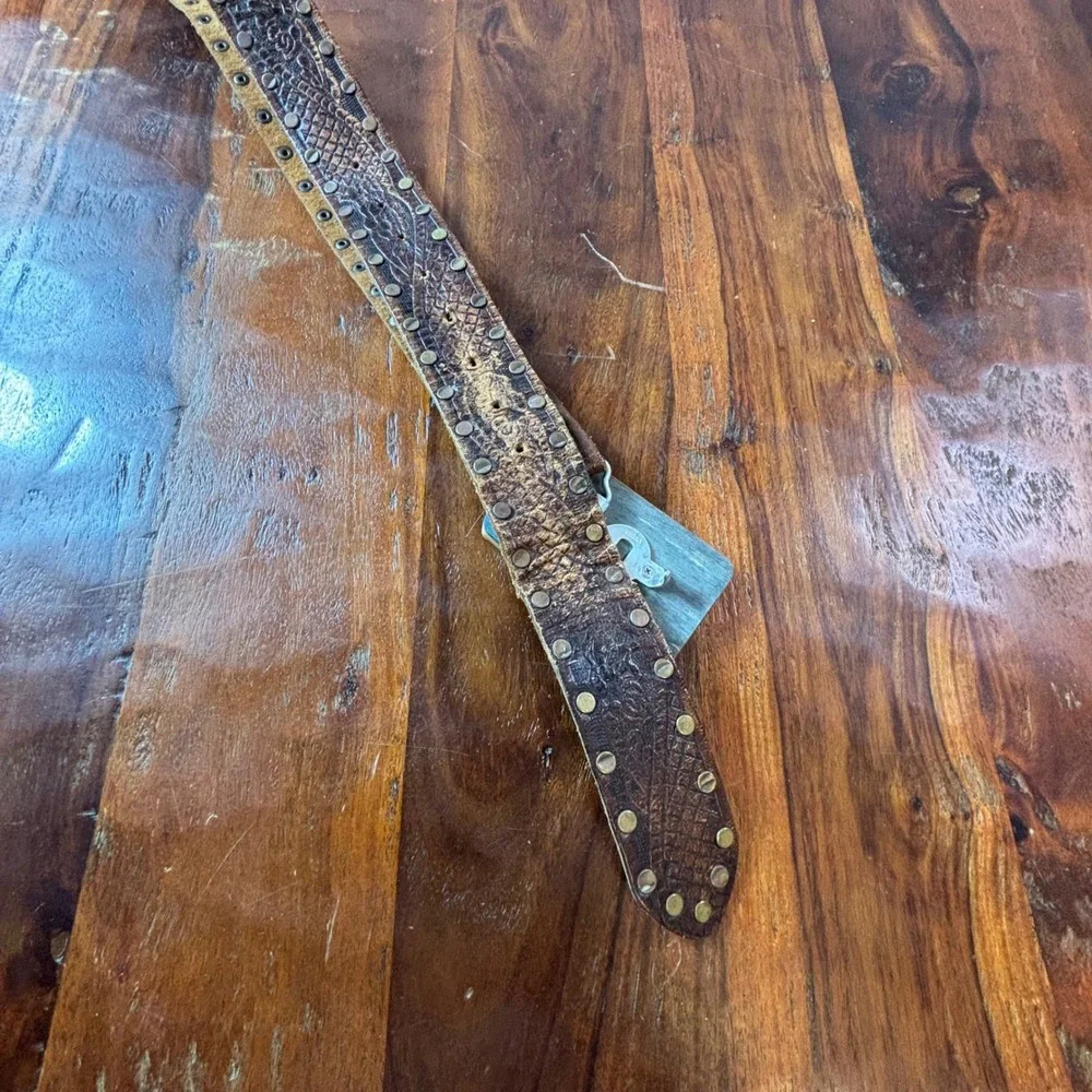 Hollister Mens Brown Studded Leather Belt Wood Houndstooth‎ Buckle Medium Boho